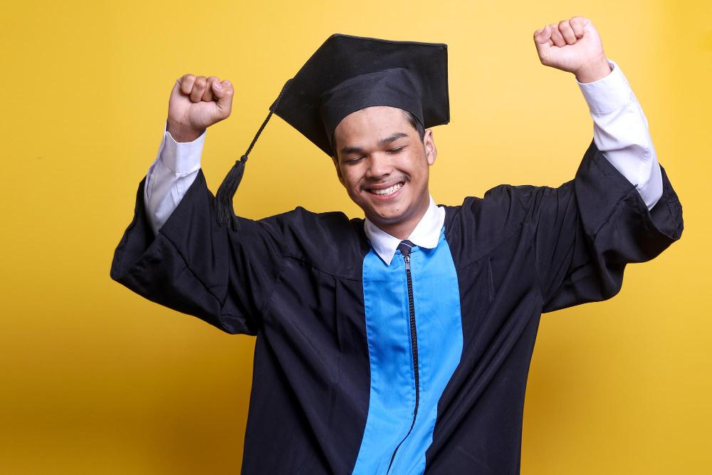 Pursuing a Data Science Degree: A Pathway to a Future-Proof Career 1 Pursuing a Data Science Degree: A Pathway to a Future-Proof Career